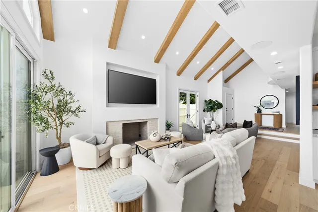 $3,249,000 | 16214 Bimini Lane, Huntington Beach, CA 92649