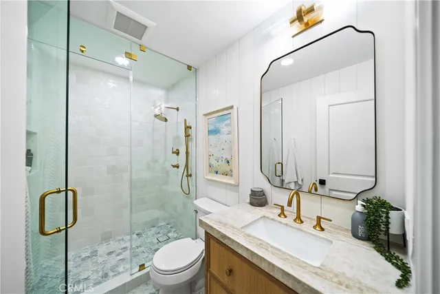 $3,249,000 | 16214 Bimini Lane, Huntington Beach, CA 92649