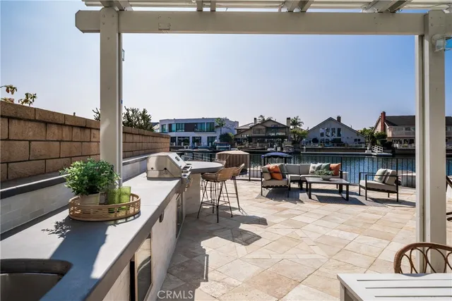 $3,249,000 | 16214 Bimini Lane, Huntington Beach, CA 92649