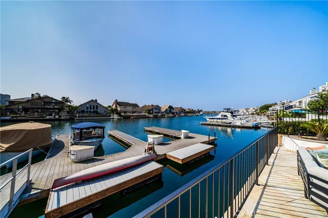$3,249,000 | 16214 Bimini Lane, Huntington Beach, CA 92649
