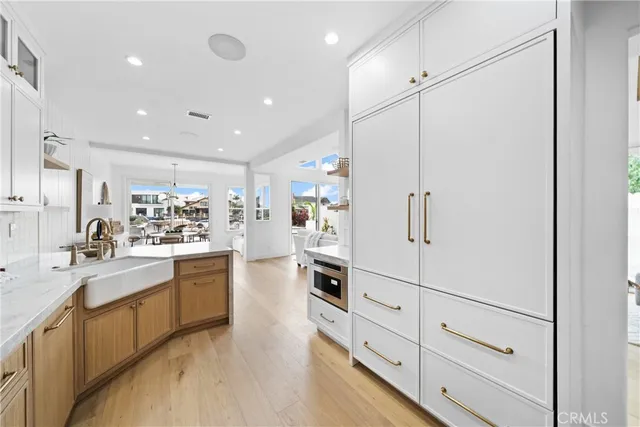 $3,249,000 | 16214 Bimini Lane, Huntington Beach, CA 92649