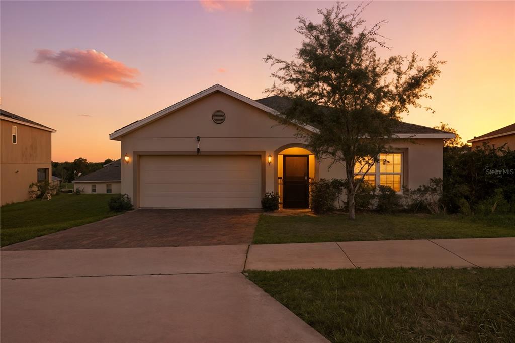 209 Luxmore Road Groveland, FL 34736 - Photo 1 of 51