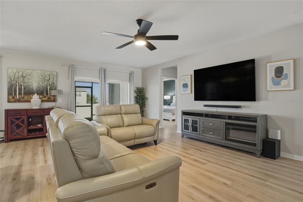 209 Luxmore Road Groveland, FL 34736 - Photo 7 of 51