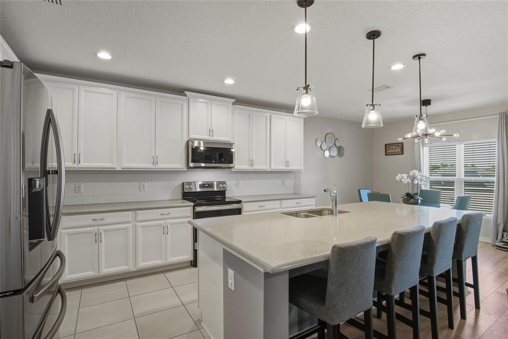 209 Luxmore Road Groveland, FL 34736 - Photo 10 of 51