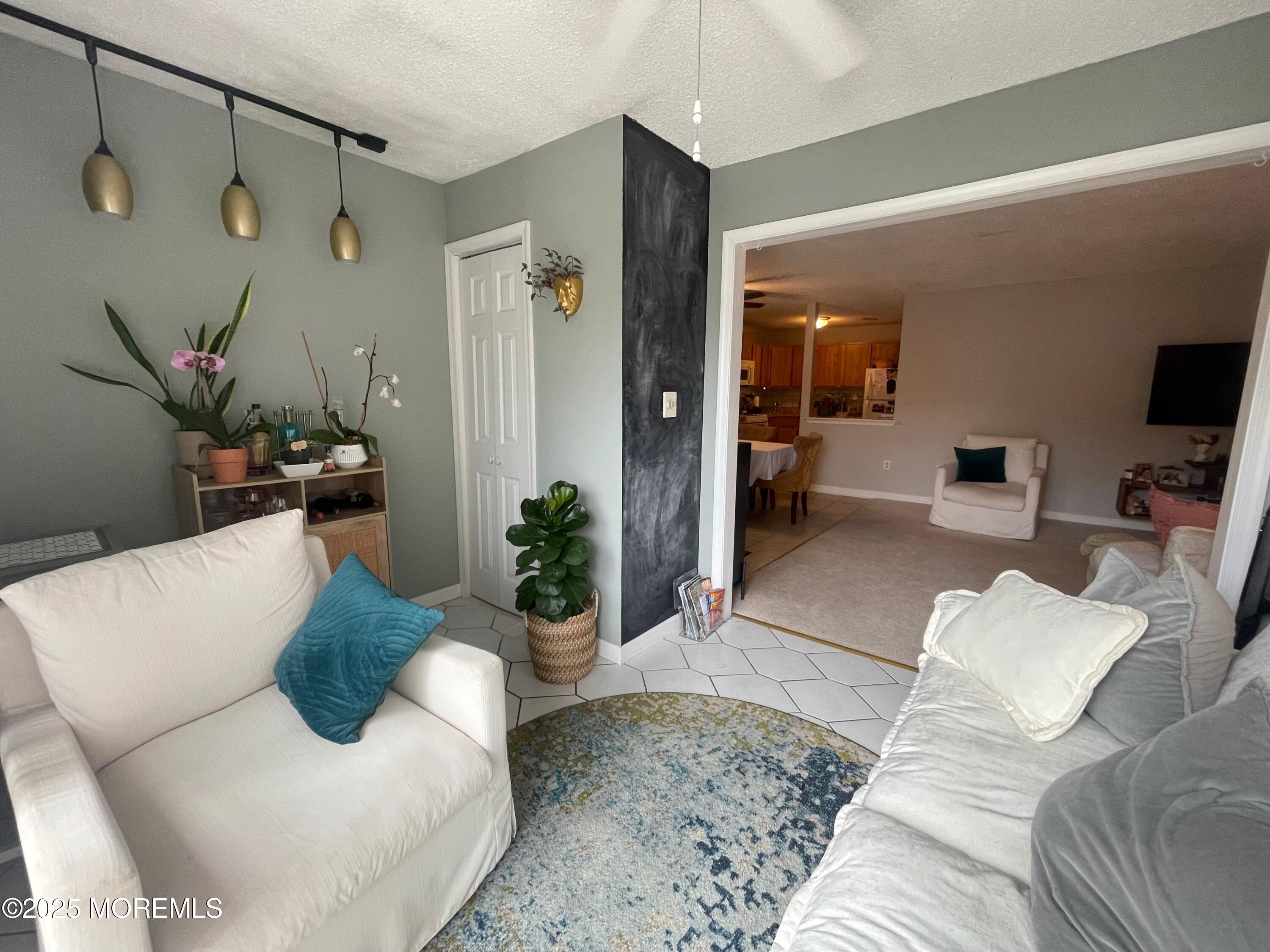 57 Frontier Way Tinton Falls, NJ 07753 - Photo 10 of 15 -