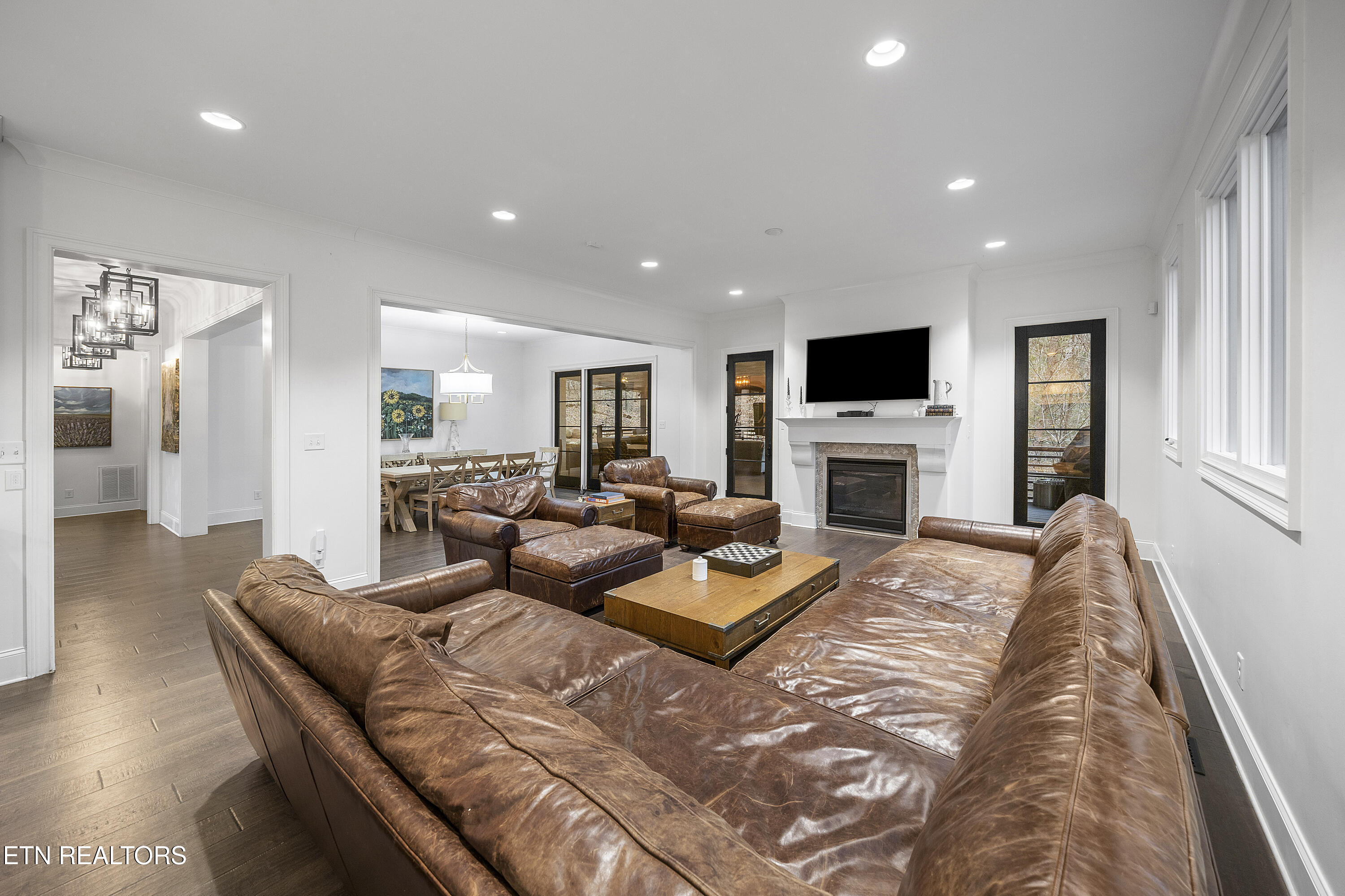 5401 Mill Ridge Drive Knoxville, TN 37919 - Photo 12 of 46 LIVING CORNER