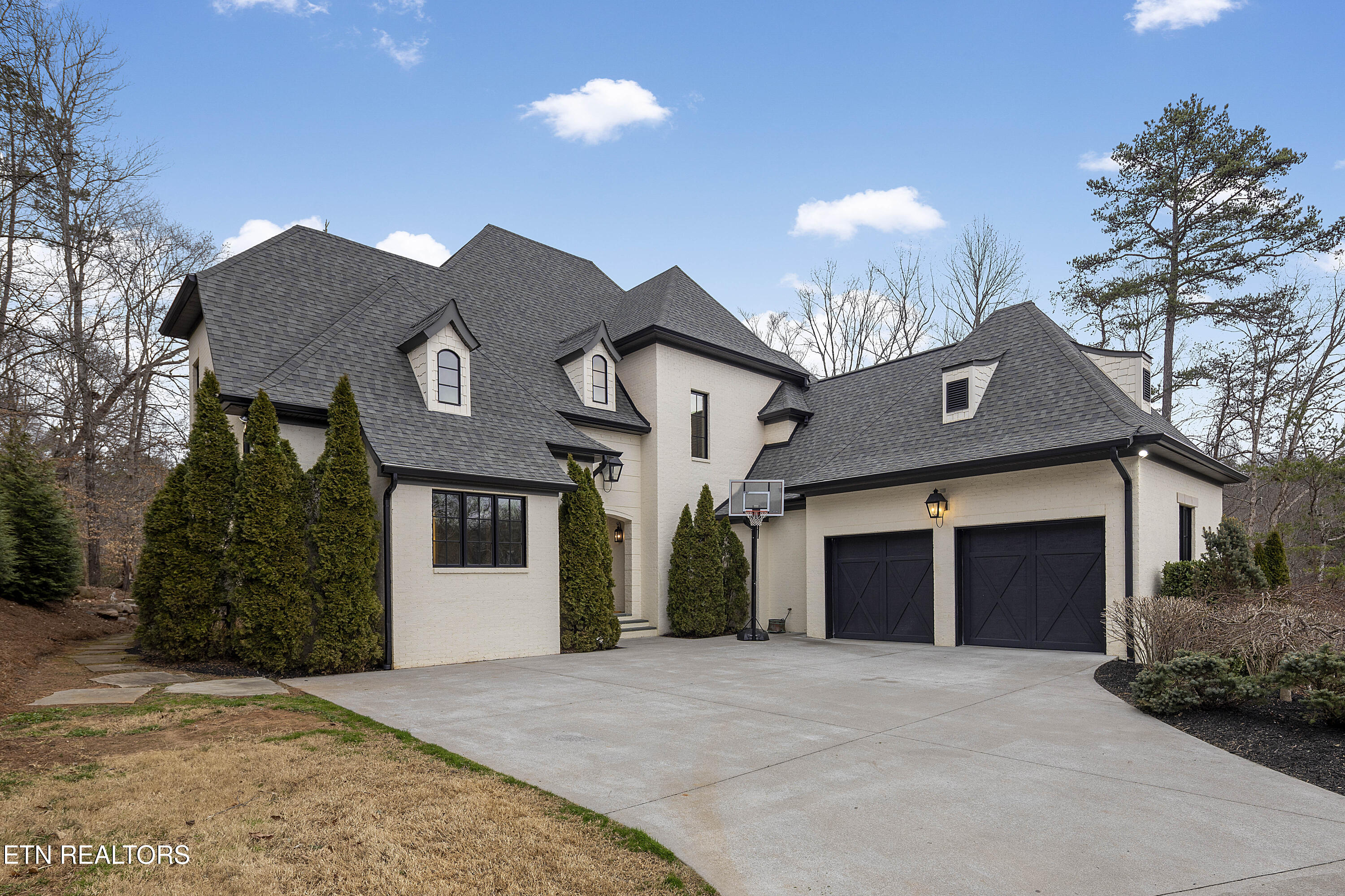 5401 Mill Ridge Drive Knoxville, TN 37919 - Photo 3 of 46 FRONT OF HOUSE TRUCK