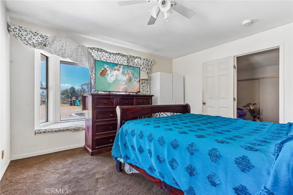 14182 Gayhead Road Apple Valley, CA 92307 - Photo 36 of 69 Room 4