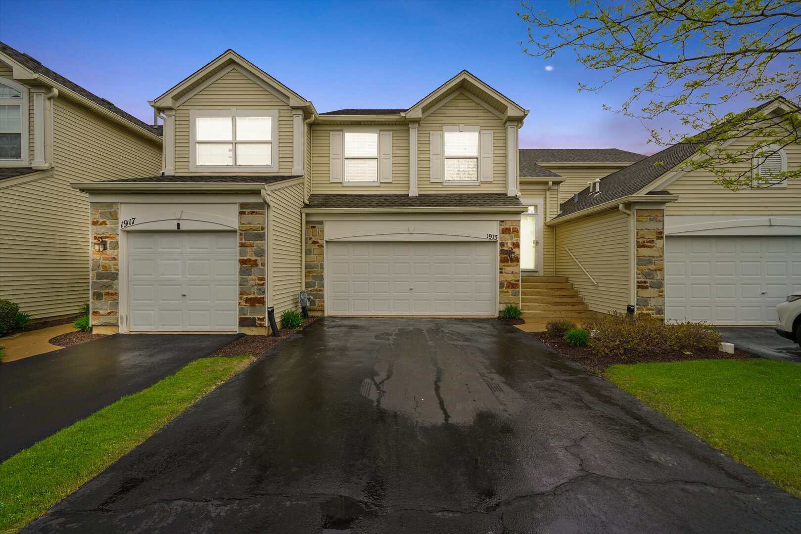1913 Misty Ridge Lane Aurora, IL 60503 - Photo 1 of 18 Gallery Image 1