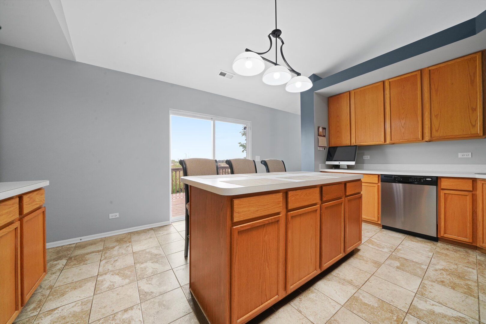1913 Misty Ridge Lane Aurora, IL 60503 - Photo 6 of 18 Gallery Image 6