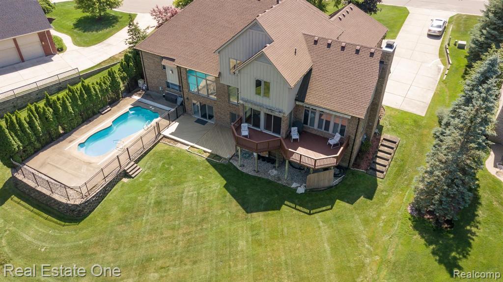 1784 Blue Grass Drive Rochester Hills, MI 48306 - Photo 2 of 72