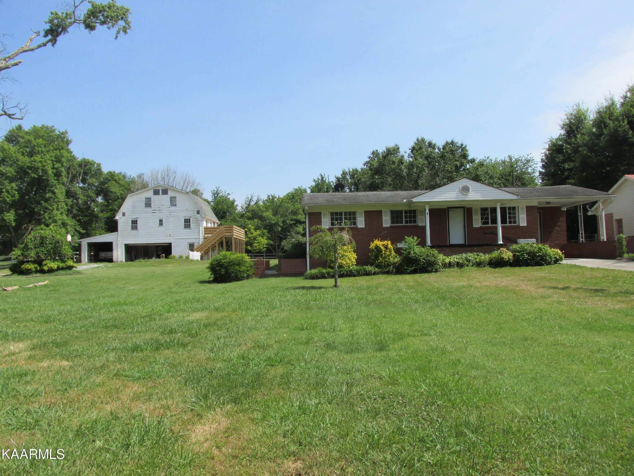 1351 Fork Road Greenback, TN 37742 - Photo 19 of 20 Gallery Image 19