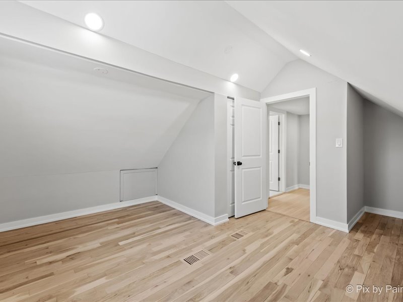 3922 West 59th Place Chicago, IL 60629 - Photo 12 of 29 a view of an empty room