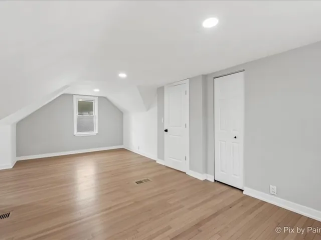 $399,000 | 3922 West 59th Place, Chicago, IL 60629