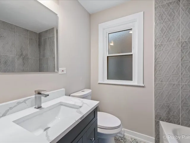 $399,000 | 3922 West 59th Place, Chicago, IL 60629