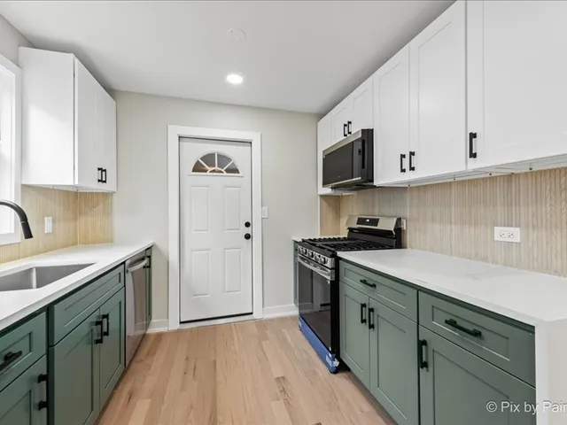 $399,000 | 3922 West 59th Place, Chicago, IL 60629