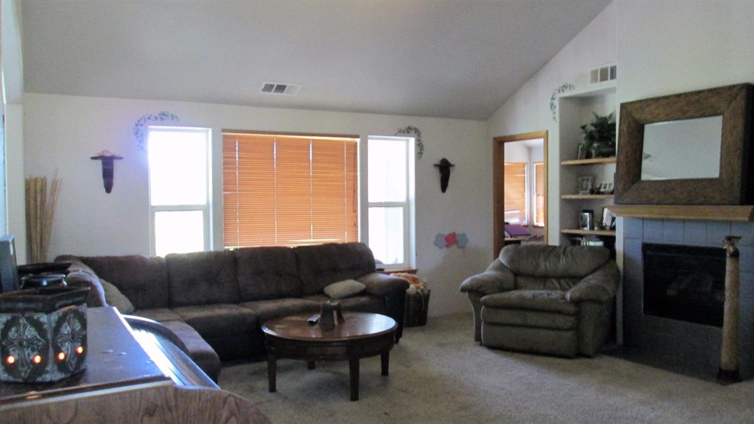 1448 Lonnon Road Grants Pass, OR 97527 - Photo 10 of 15 Additional Photo