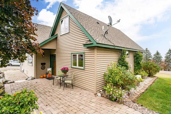 $574,900 | 1101 West Skyline Parkway, Duluth, MN 55806