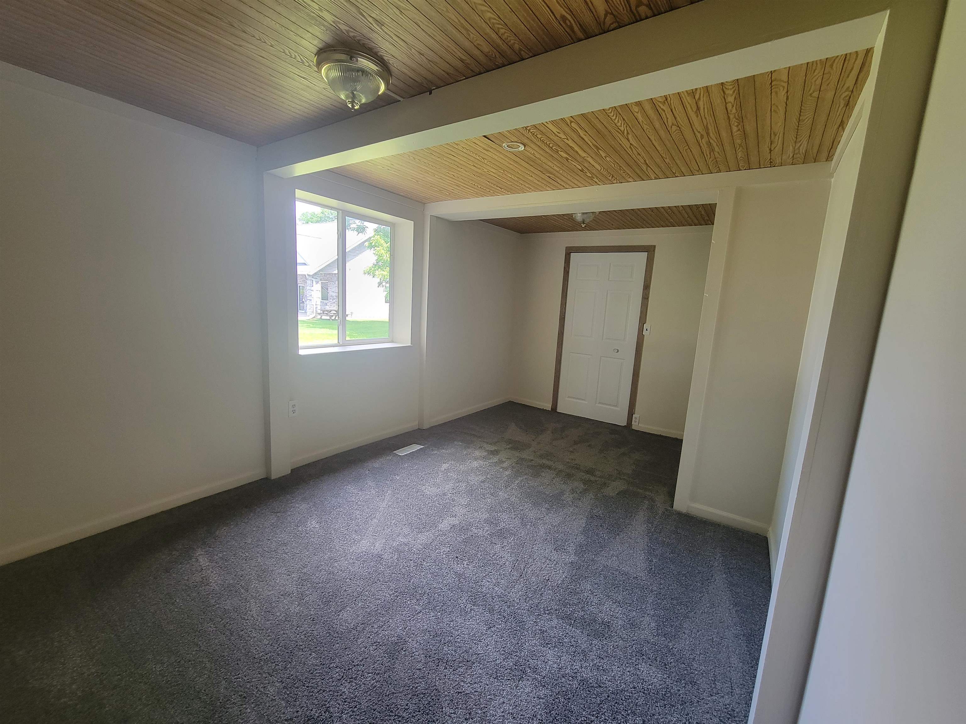 11372 North Linden Road Clio, MI 48420 - Photo 7 of 12