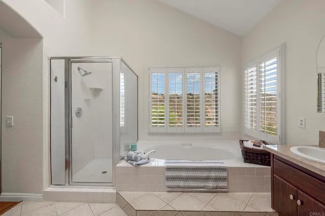 $1,594,999 | 9432 Hito Court, San Diego, CA 92129