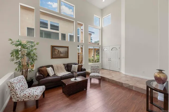 $1,594,999 | 9432 Hito Court, San Diego, CA 92129