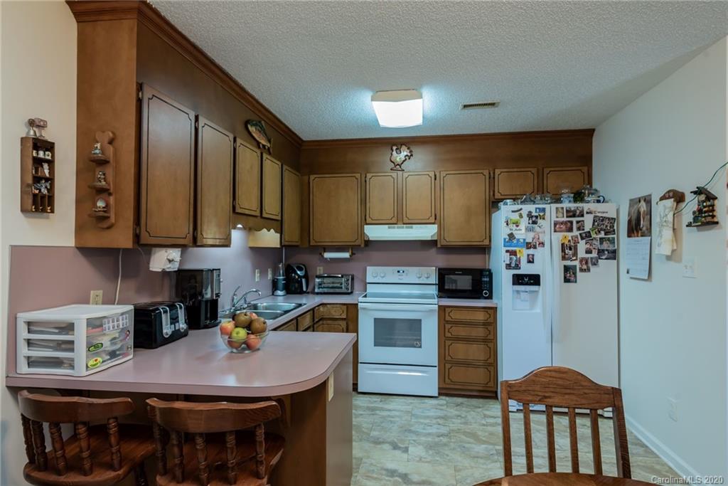 1361 Eps Road Hickory, NC 28602 - Photo 33 of 45 Gallery Image 33