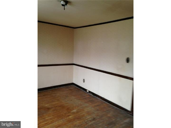 520 Hampden Road Upper Darby, PA 19082 - Photo 12 of 19