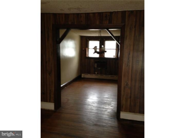 520 Hampden Road Upper Darby, PA 19082 - Photo 4 of 19