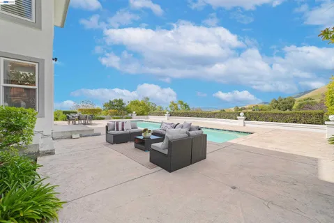 $4,198,000 | 47652 Avalon Heights Terrace, Fremont, CA 94539