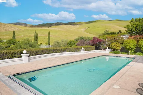 $4,198,000 | 47652 Avalon Heights Terrace, Fremont, CA 94539