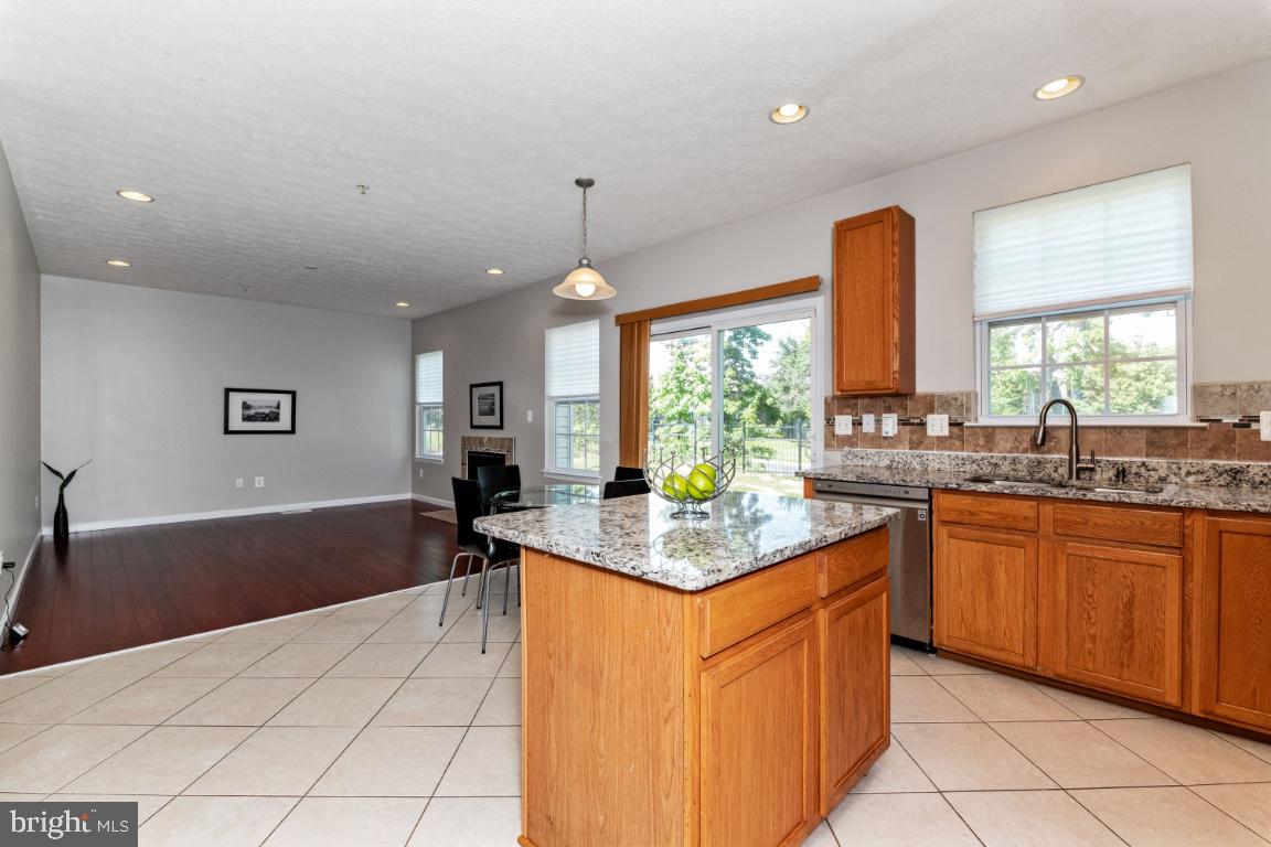 9817 Davison Road Baltimore, MD 21220 - Photo 13 of 43 Kitchen with granite countertops