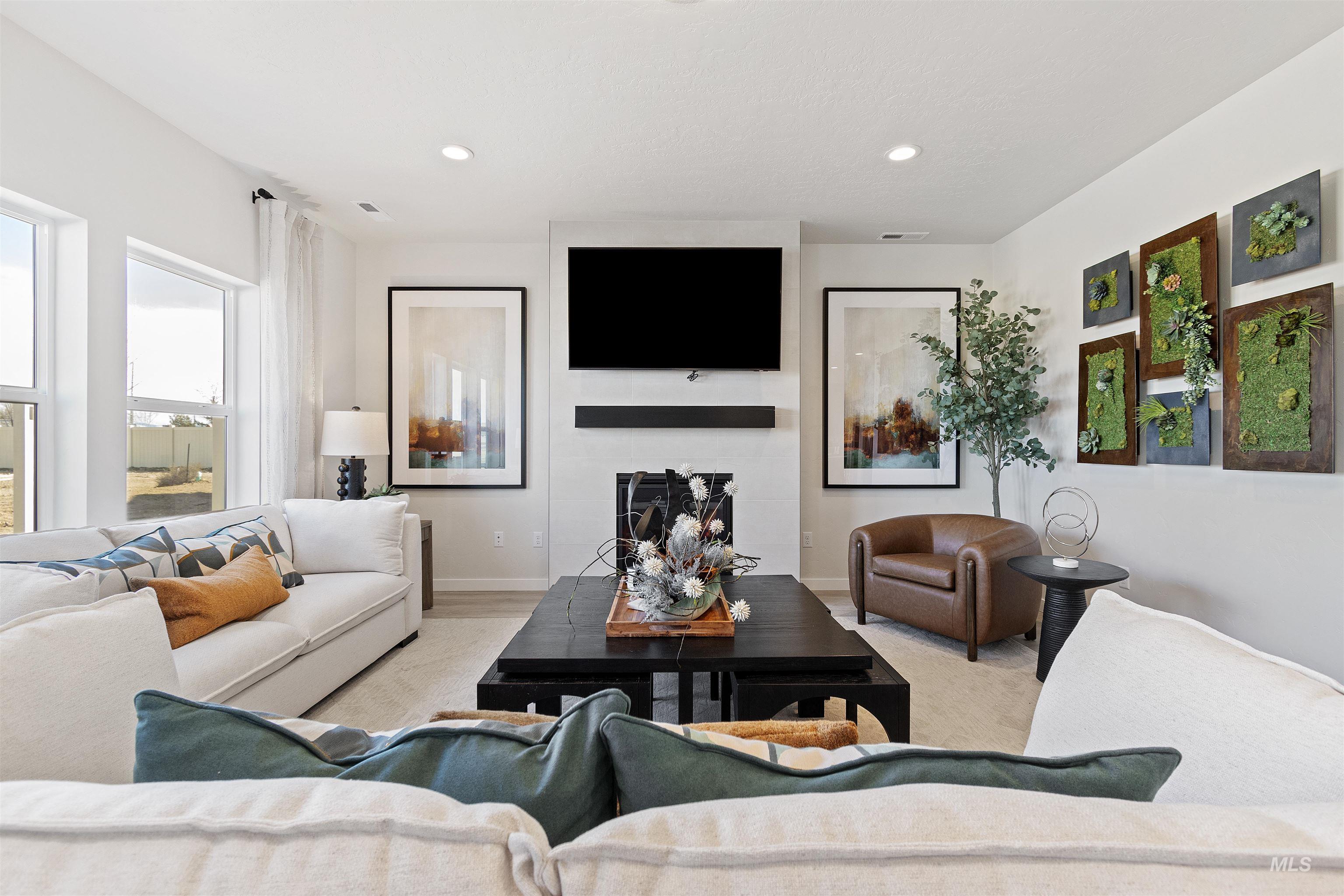 10179 Bellevue Ridge Street Nampa, ID 83687 - Photo 3 of 10