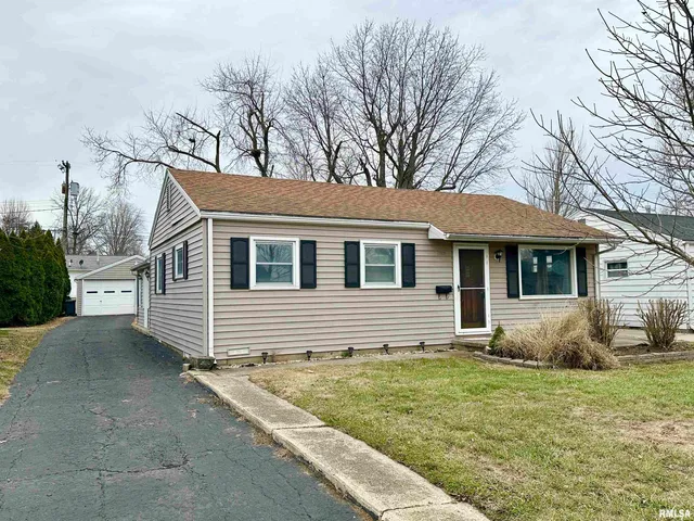 $119,000 | 1637 Lakeview Terrace, Jacksonville, IL 62650