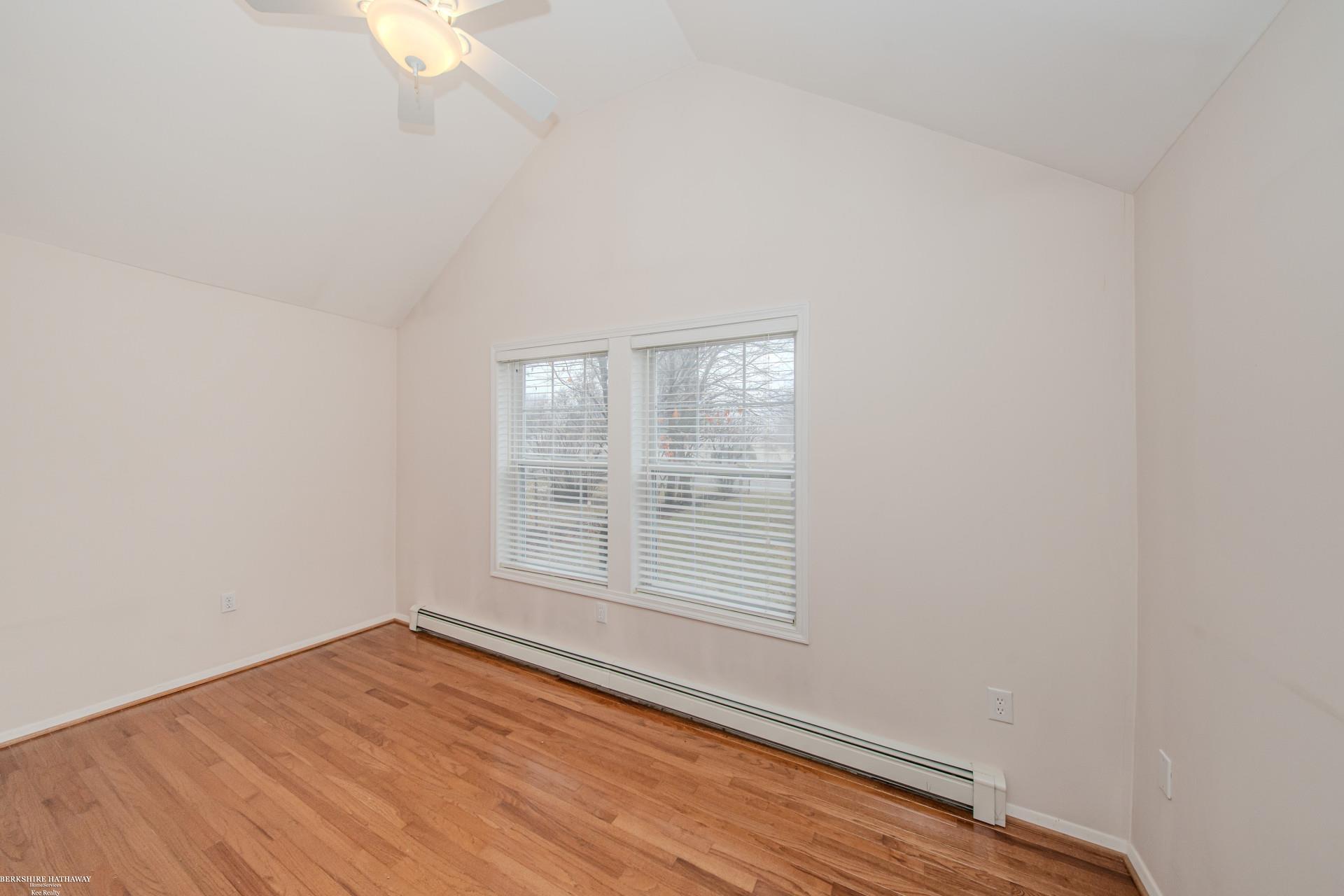 47907 Dequindre Road Rochester Hills, MI 48307 - Photo 9 of 22