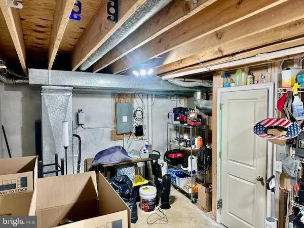 $350,000 | 8020 Escalon Avenue, Pasadena, MD 21122