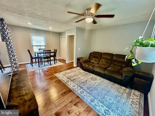 $350,000 | 8020 Escalon Avenue, Pasadena, MD 21122