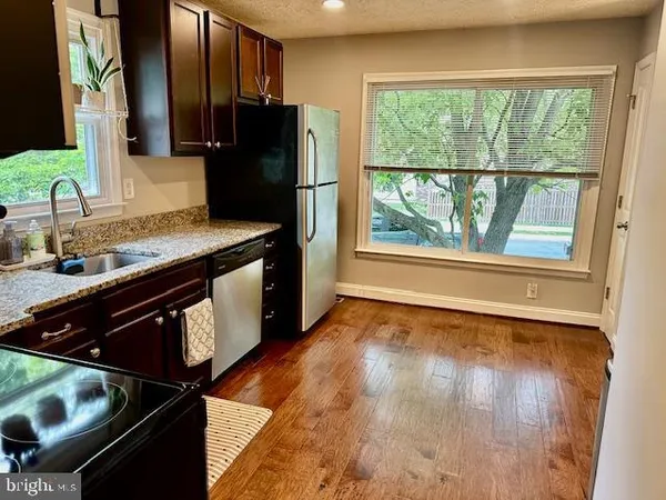 $350,000 | 8020 Escalon Avenue, Pasadena, MD 21122