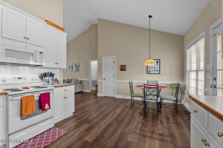 627 Compton Lane Rocky Mount, NC 27804 - Photo 16 of 44 Eat in Kitchen