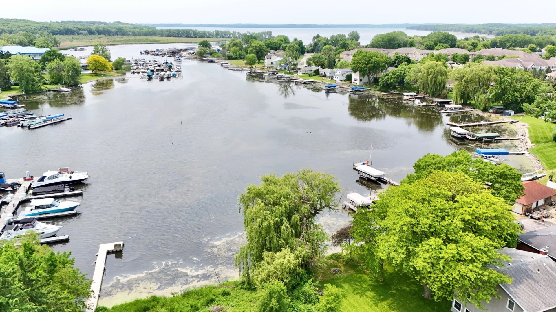 5393 Westport Road Madison, WI 53704 - Photo 3 of 6