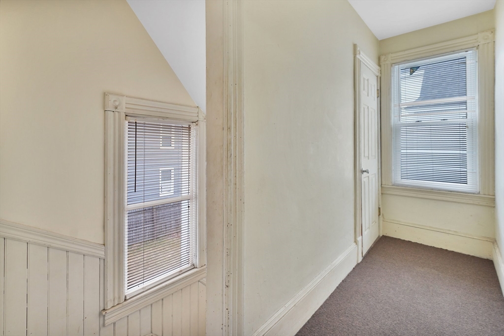 86-88 Chestnut Street Springfield, MA 01151 - Photo 18 of 40