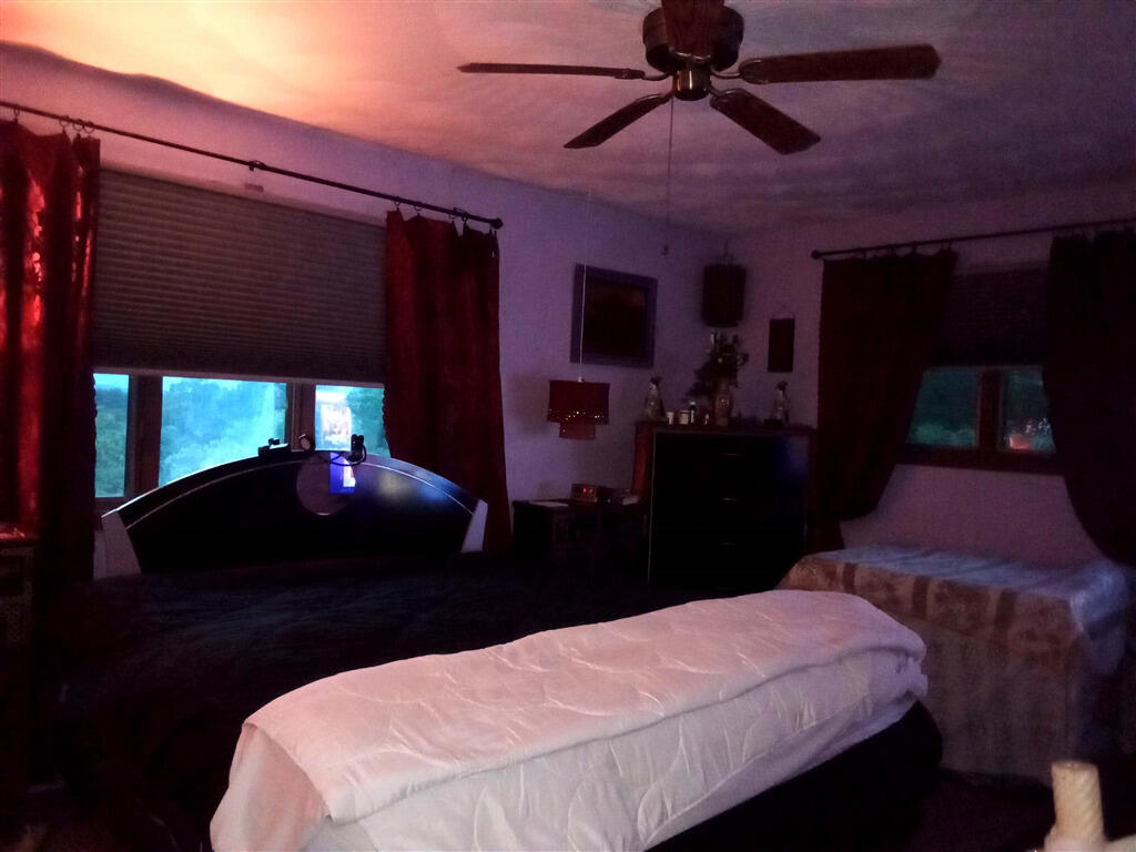 102 Keswick Farm Road Troutville, VA 24175 - Photo 2 of 6 201914bedroom_201914_S