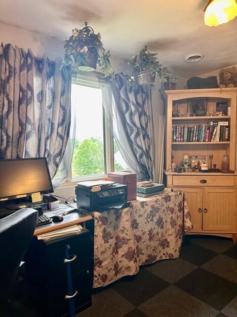 102 Keswick Farm Road Troutville, VA 24175 - Photo 23 of 29 a living room with furniture and a window