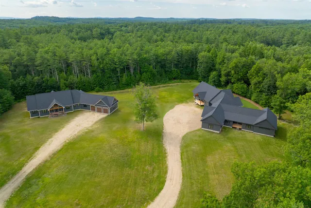 $3,900,000 | 400 Gulf Road, Dover, NH 03820