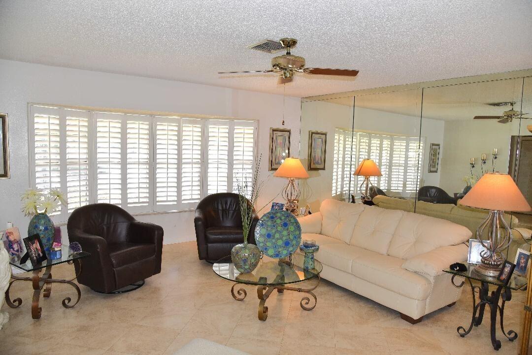 11500 Southwest 3rd Street Plantation, FL 33325 - Photo 7 of 17 HUGO LIV. RM PIC JOANNA