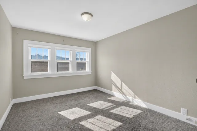 $279,900 | 639 Dunbar Street, Beecher, IL 60401