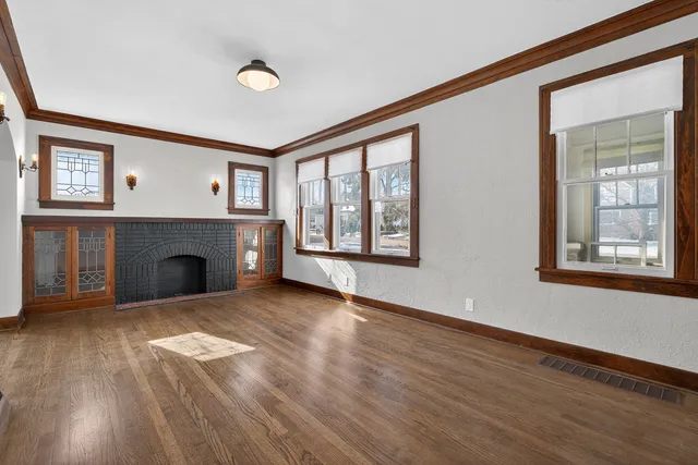 $279,900 | 639 Dunbar Street, Beecher, IL 60401