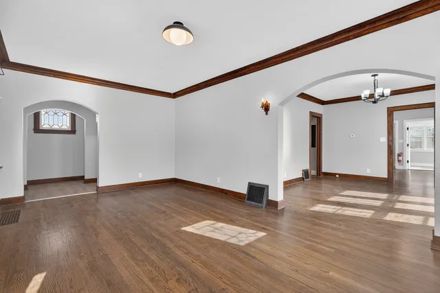 $279,900 | 639 Dunbar Street, Beecher, IL 60401