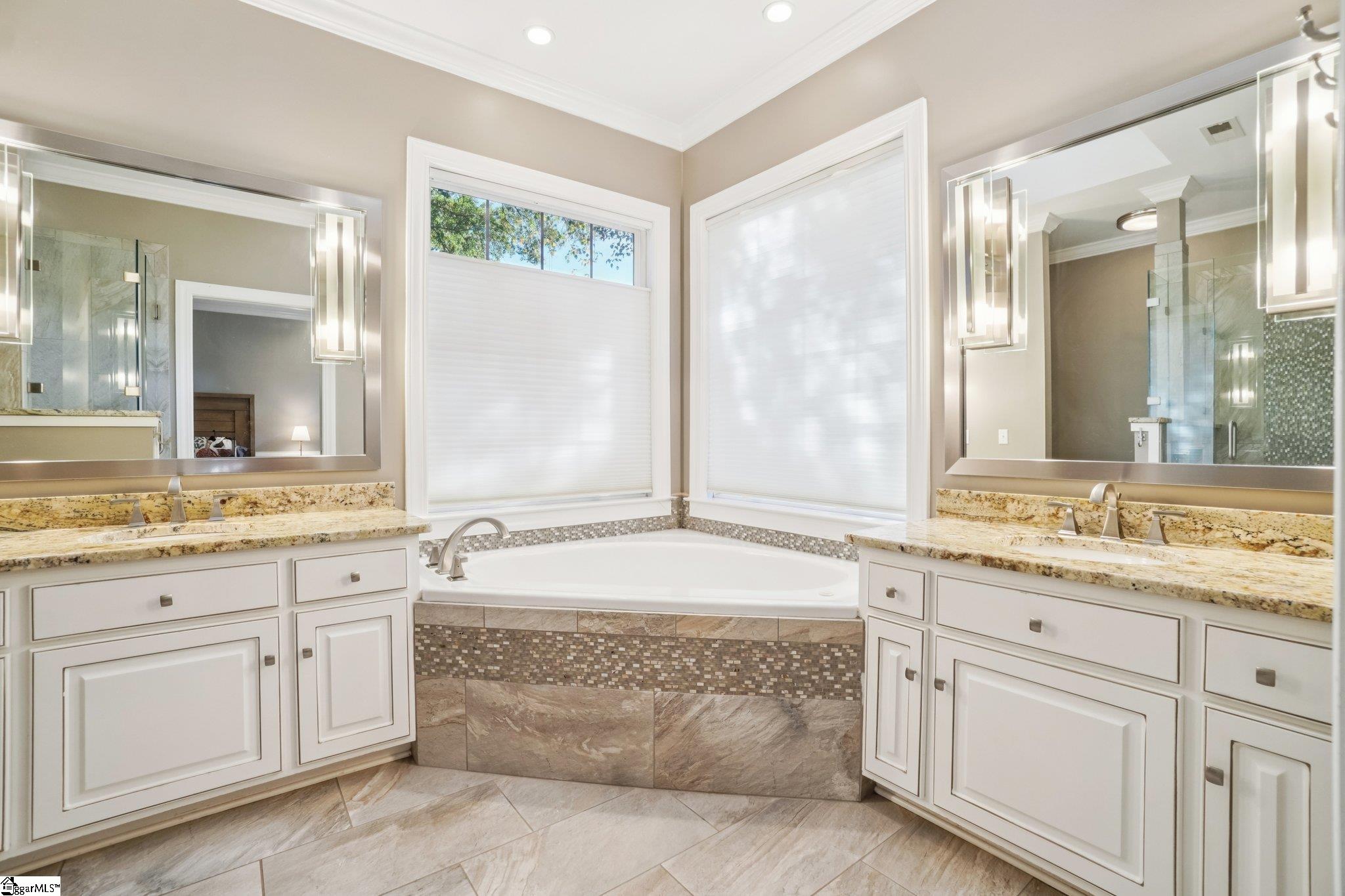 102 Lockmere Court Easley, SC 29642 - Photo 23 of 45