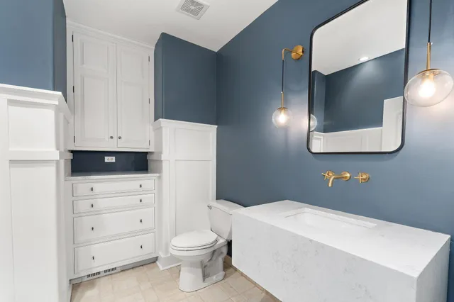 $2,275,000 | 219 Crabapple Lane, Valparaiso, IN 46383