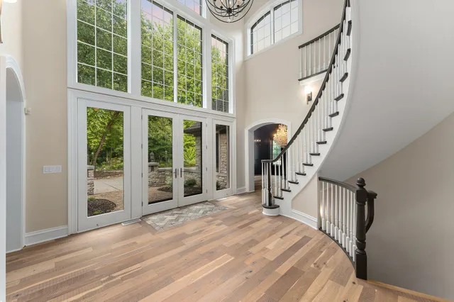 $2,275,000 | 219 Crabapple Lane, Valparaiso, IN 46383